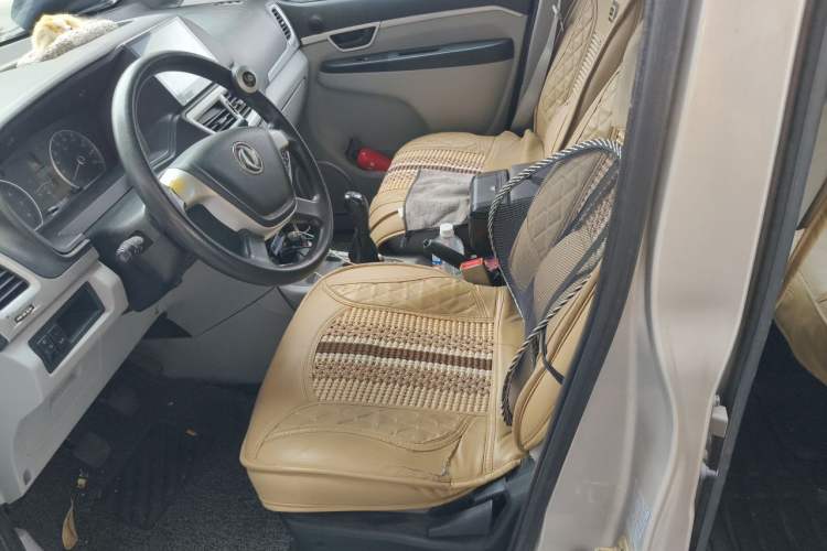 Used Dongfeng Shuaike 2016 1.5L Manual Standard Edition Left Front Seat