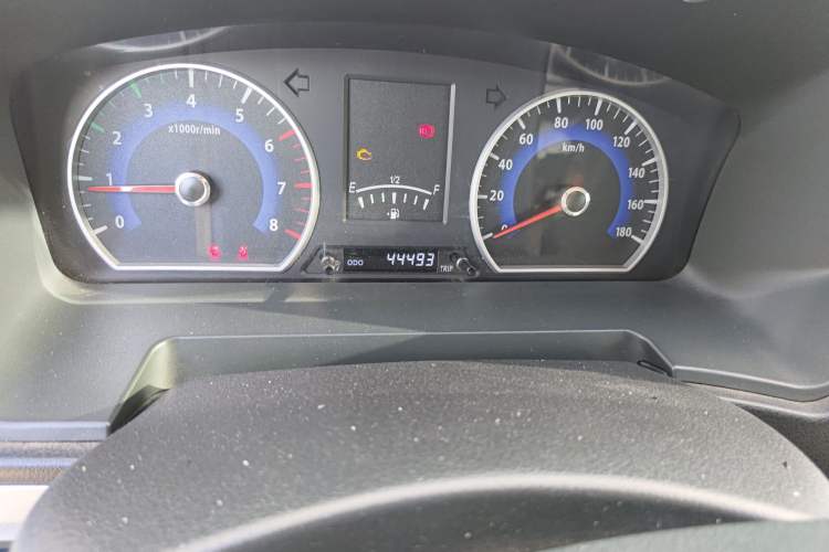Used Dongfeng Shuaike 2016 1.5L Manual Luxury Model Odometer Close Up