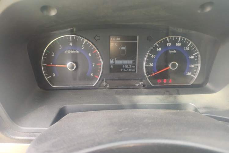 Used Dongfeng Shuaike 2016 1.6L Manual Luxury Model Odometer Close Up
