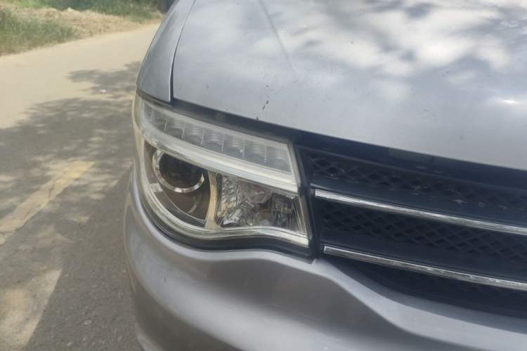 Used Dongfeng Shuaike 2016 1.6L Manual Luxury Model Right Front Headlight