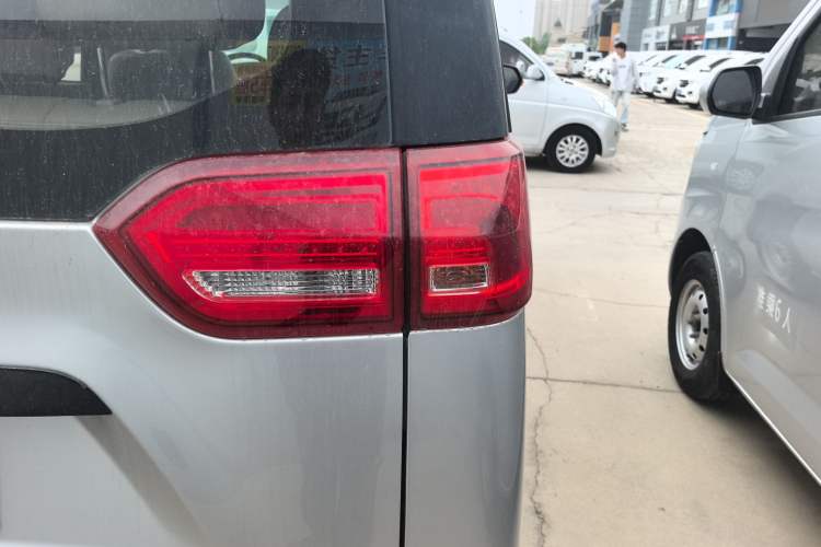 Used Dongfeng Shuaike 2016 1.5L Manual Standard Edition Right Rear Taillight