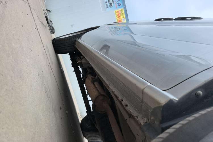 Used Dongfeng Shuaike 2016 1.5L Manual Standard Edition Right Side Sill