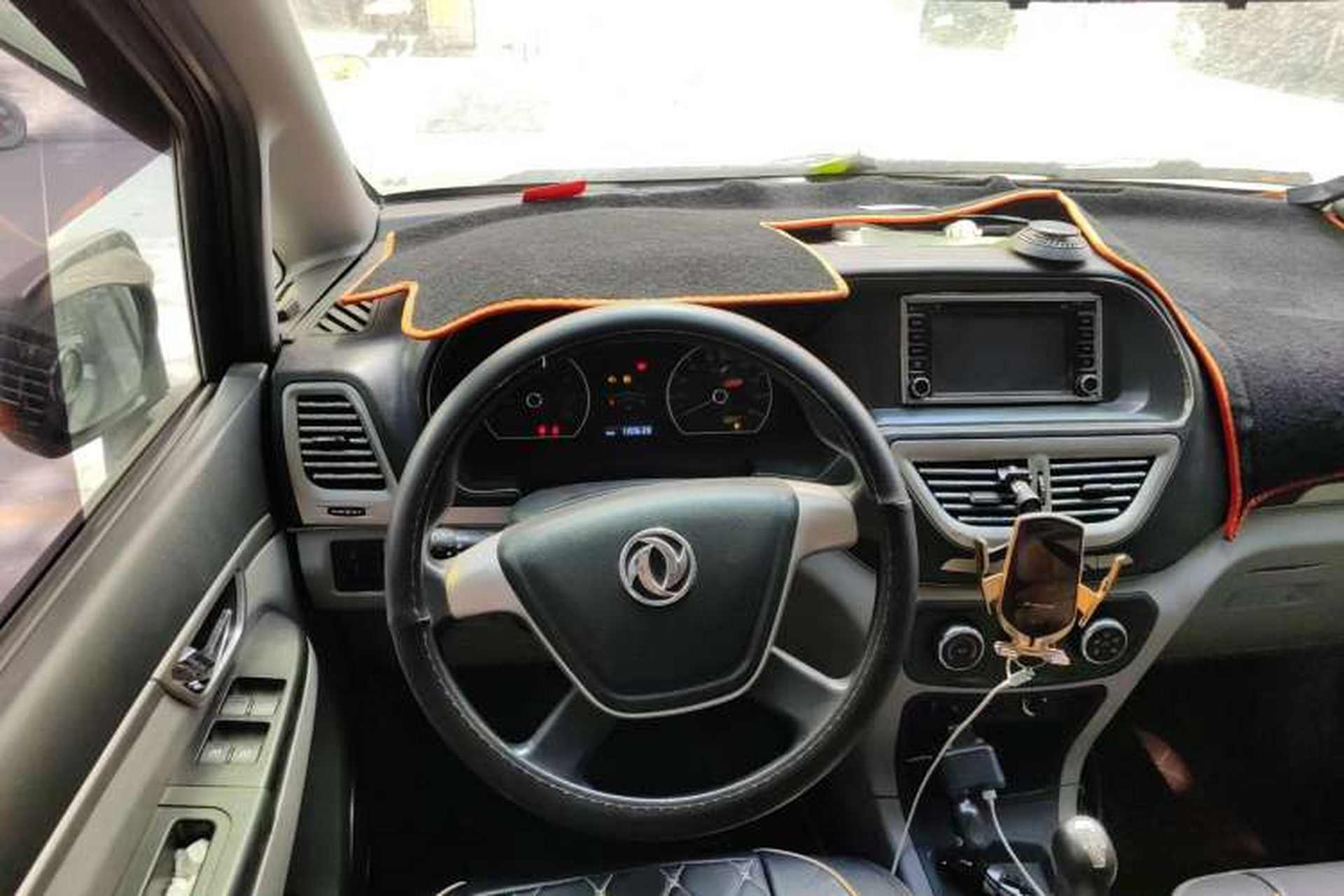 Used Dongfeng Shuaike 2016 1.5L Manual Comfort Model Steering Wheel
