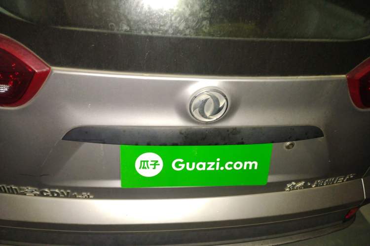Used Dongfeng Shuaike 2016 1.5L Manual Standard Edition Trunk