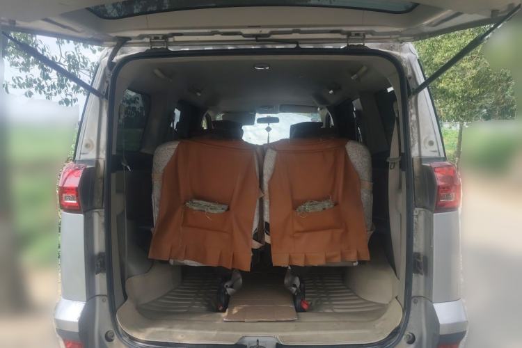 Used Dongfeng Shuaike 2016 1.6L Manual Luxury Model Trunk