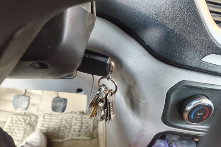 Used Dongfeng Shuaike 2016 1.5L Manual Comfort Model Vehicle Key
