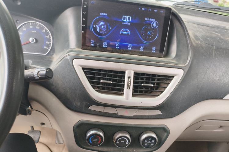 Used Dongfeng Shuaike 2016 1.5L Manual Luxury Model Audio And AC Panel