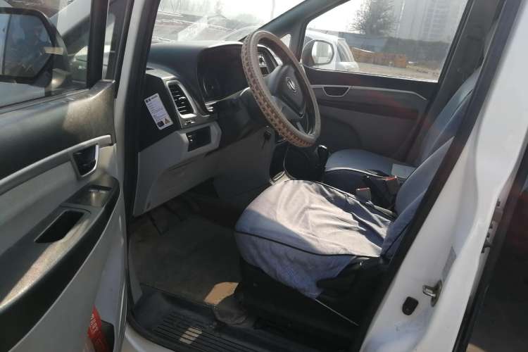 Used Dongfeng Shuaike 2016 1.5L Manual Standard Edition Driver Seat