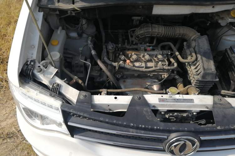 Used Dongfeng Shuaike 2016 1.5L Manual Standard Edition Engine Bay Right