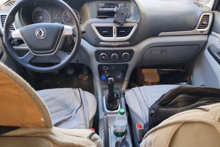 Used Dongfeng Shuaike 2016 1.5L Manual Standard Edition Interior 2