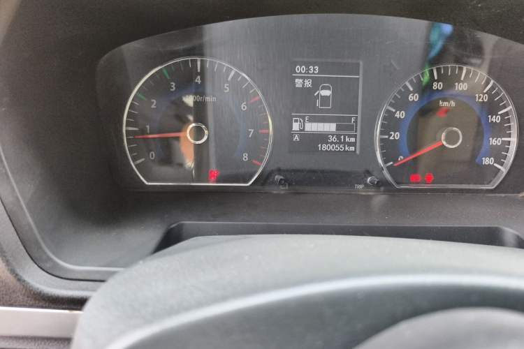 Used Dongfeng Shuaike 2016 1.6L Manual Comfort Model Odometer Close Up