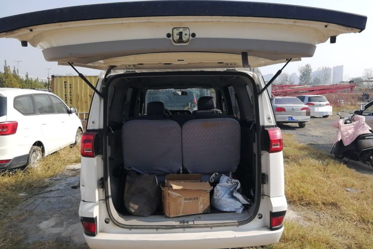 Used Dongfeng Shuaike 2016 1.5L Manual Standard Edition Trunk