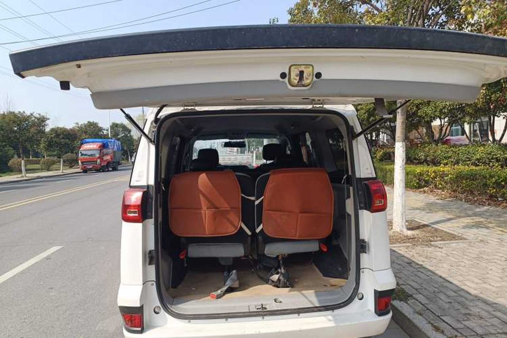 Used Dongfeng Shuaike 2016 1.5L Manual Standard Edition Trunk