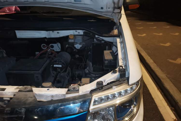 Used Dongfeng Shuaike 2018 Pure Electric Van Engine Bay Left