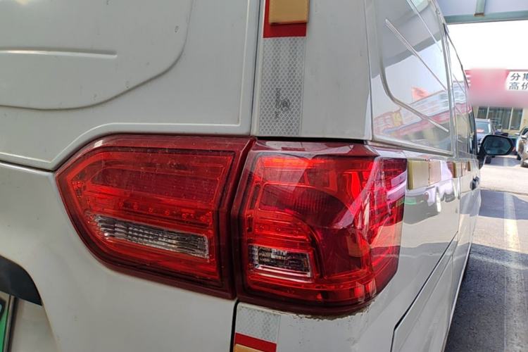 Used Dongfeng Shuaike 2018 Pure Electric Van Exterior 3