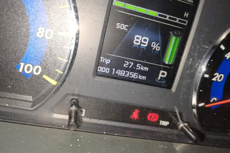 Used Dongfeng Shuaike 2018 Pure Electric Van Odometer Close Up