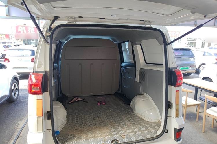 Used Dongfeng Shuaike 2018 Pure Electric Van Trunk