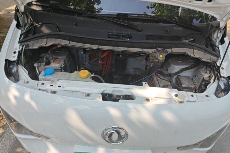 Used Dongfeng V5 2025 Model, 310 km Smart Leap Edition—Ningde 41.86 kWh Engine Bay