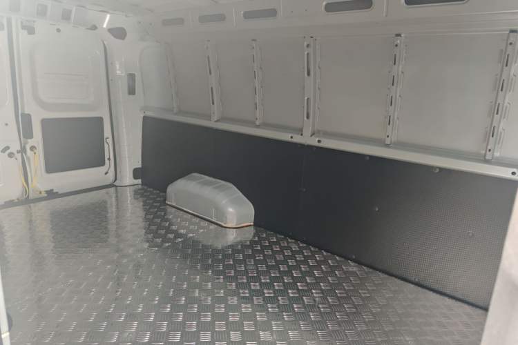 Used Dongfeng V5 2025 Model, 310 km Smart Leap Edition—Ningde 41.86 kWh Exterior 5
