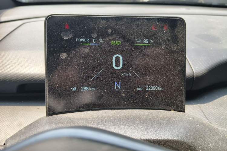 Used Dongfeng V5 2025 Model 310km Standard Version Instrument Cluster