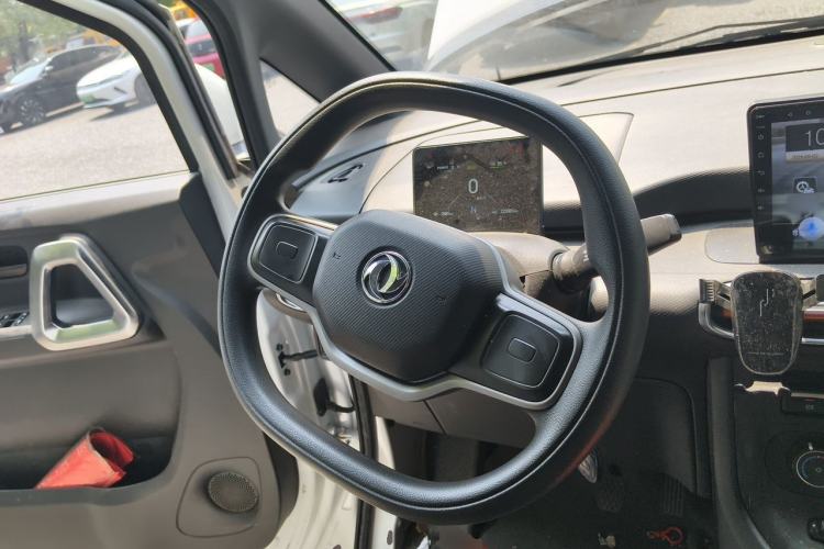 Used Dongfeng V5 2025 Model 310km Standard Version Steering Wheel