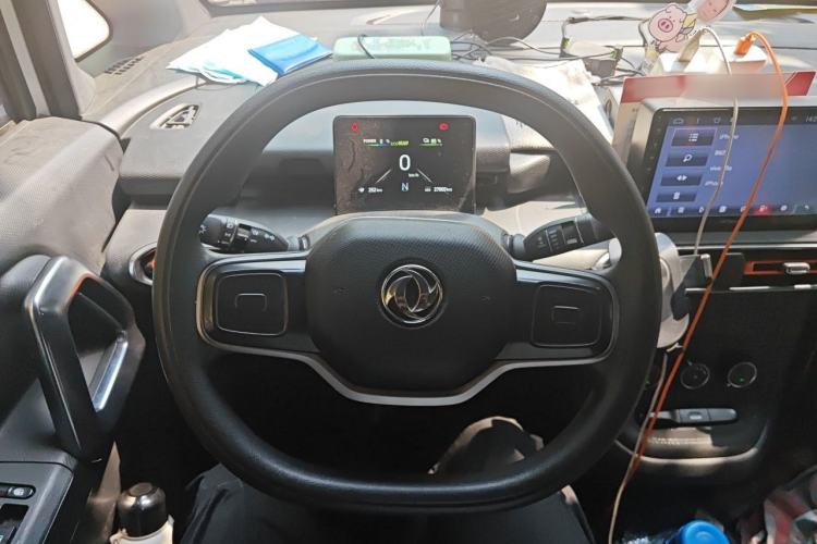 Used Dongfeng V5 2025 Model, 310 km Smart Leap Edition—Ningde 41.86 kWh Steering Wheel
