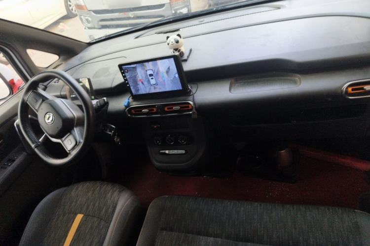 Used Dongfeng V7 2025 Model, 338 km Smart Leap Edition—Ningde 53.58 kWh Center Console