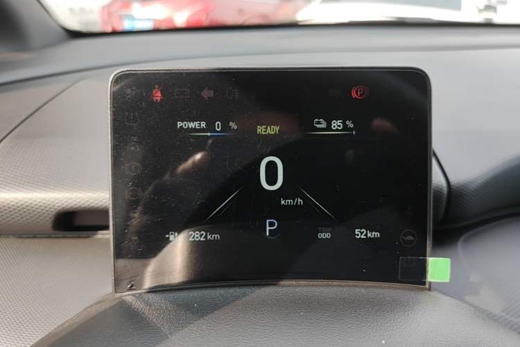Used Dongfeng V7 2025 Model, 332 km Open-Window Edition Instrument Cluster