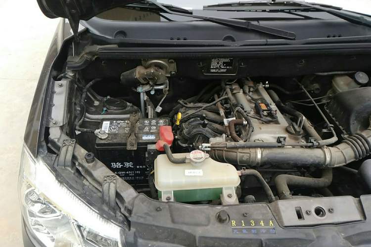 Used Dongfeng Xiaokang 330 2016 1.5L Manual Enjoyment Model DK15 Engine Bay Right