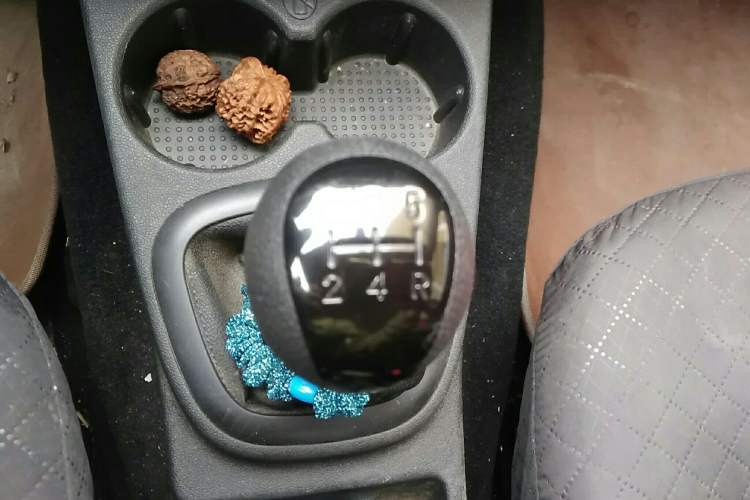 Used Dongfeng Xiaokang 330 2016 1.5L Manual Enjoyment Model DK15 Gear Lever