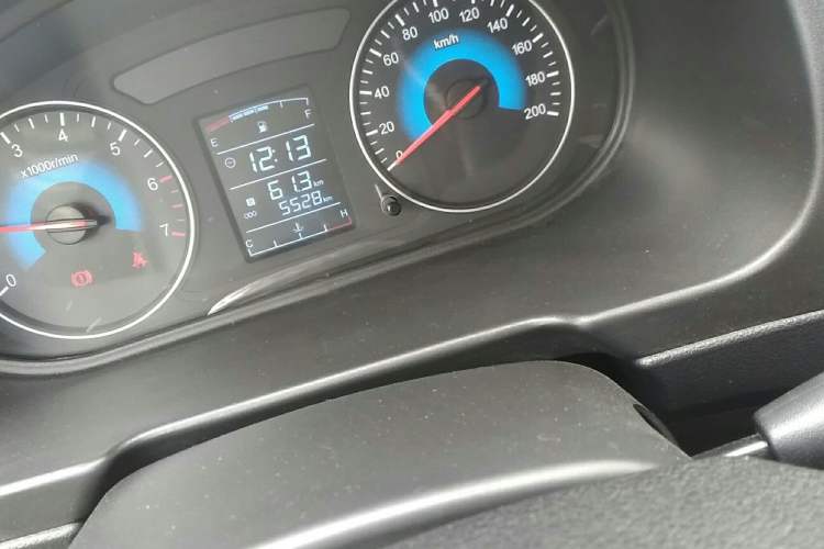Used Dongfeng Xiaokang 330 2016 1.5L Manual Enjoyment Model DK15 Odometer Close Up
