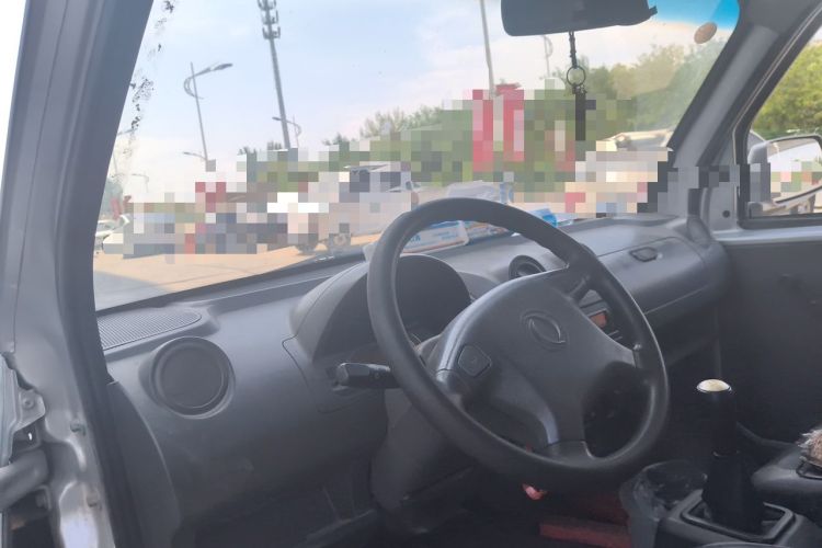 Used Dongfeng Xiaokang C31 2016 1.5L Standard Version China V Emission Standard DK15 Center Console