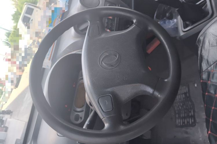 Used Dongfeng Xiaokang C31 2016 1.5L Standard Version China V Emission Standard DK15 Steering Wheel