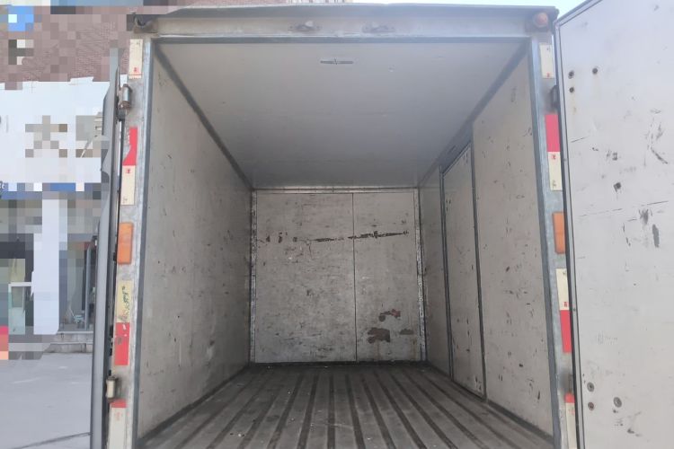 Used Dongfeng Xiaokang C31 2016 1.5L Standard Version China V Emission Standard DK15 Trunk