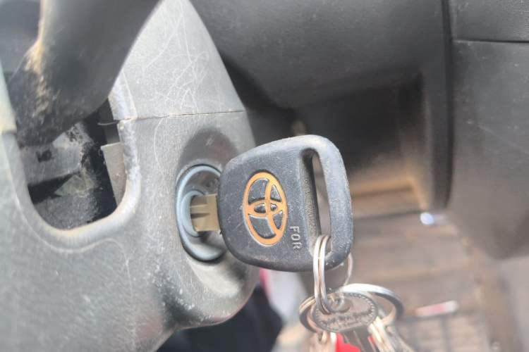 Used Dongfeng Xiaokang C31 2016 1.5L Standard Version China V Emission Standard DK15 Vehicle Key