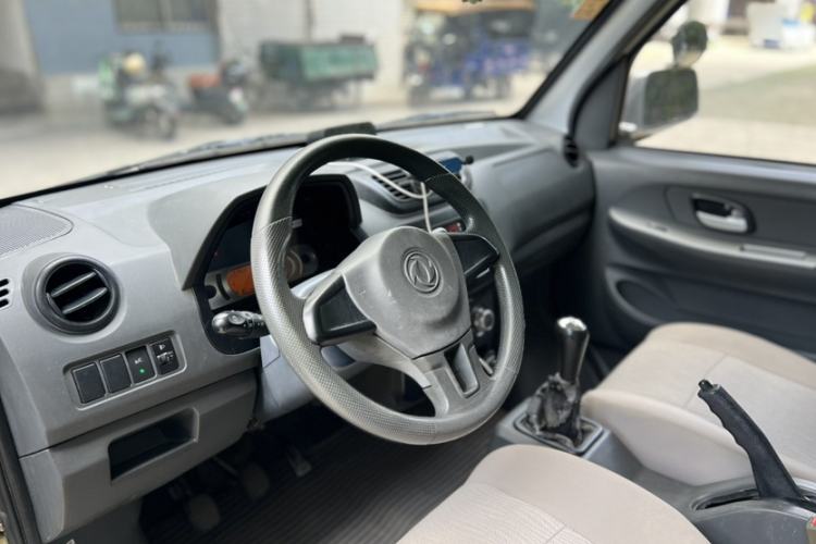 Used Dongfeng Xiaokang C31 2018 1.5L Revised Standard Version China V Emission Standard DK15 Interior 3