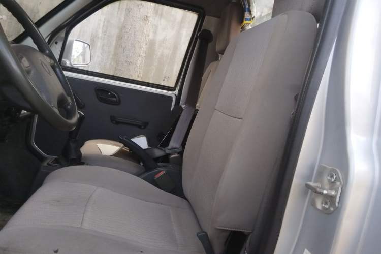 Used Dongfeng Xiaokang C31 2018 1.2L Revised Base Version China V Emission Standard DK12 Left Rear Seat
