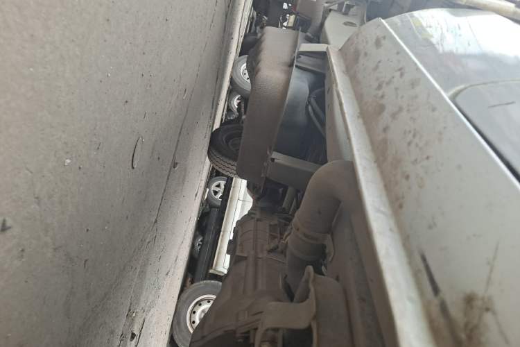 Used Dongfeng Xiaokang C31 2019 1.5L Standard Version China VI DK15 Chassis Front Right
