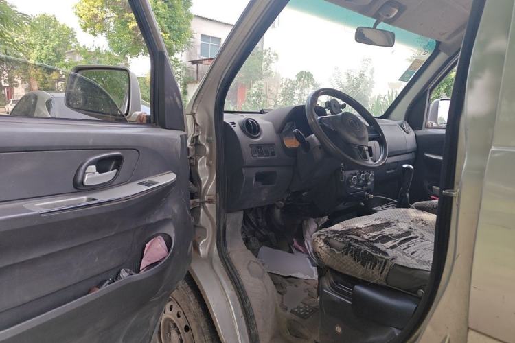 Used Dongfeng Xiaokang C31 2019 1.5L Base Version China VI Standard DK15 Driver Seat
