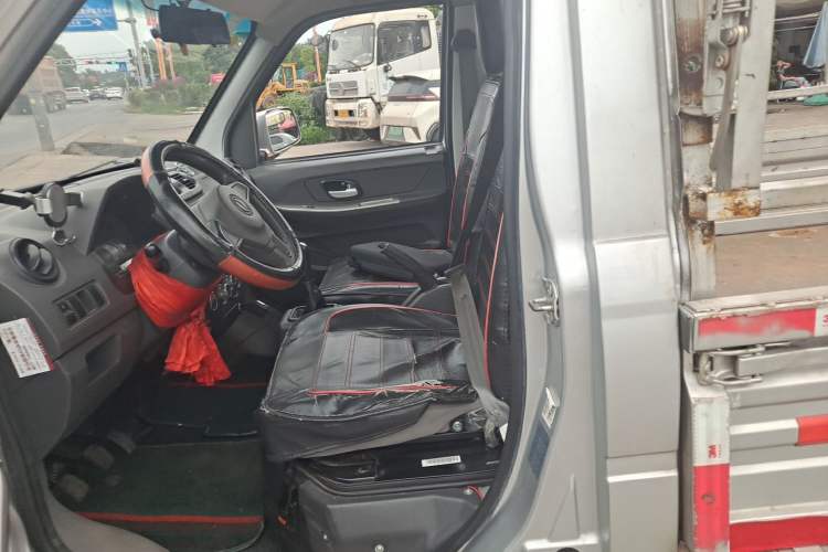 Used Dongfeng Xiaokang C31 2019 1.5L Standard Version China VI DK15 Left Rear Seat