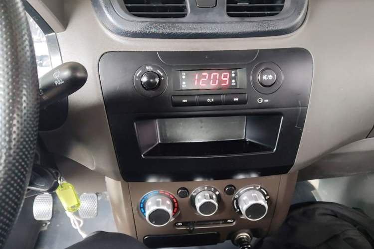 Used Dongfeng Xiaokang C31 2022 1.6L C31S LV0 SFG16 Audio And AC Panel