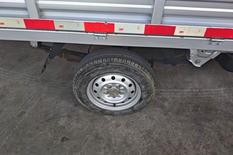 Used Dongfeng Xiaokang C31 2022 1.6L C31S LV0 SFG16 Right Rear Wheel Hub
