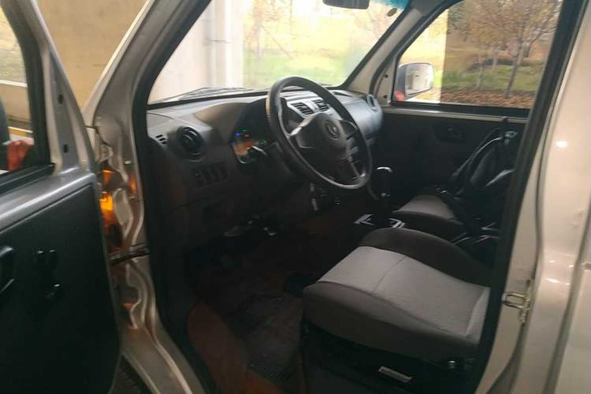 Used Dongfeng Xiaokang C31 2023 1.6L C31S Classic Model Driver Seat