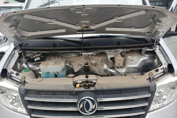 Used Dongfeng Xiaokang C31 2023 1.6L C31S Classic Model Engine Bay