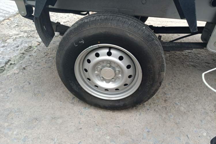 Used Dongfeng Xiaokang C31 2023 1.6L C31S Classic Model Exterior 8
