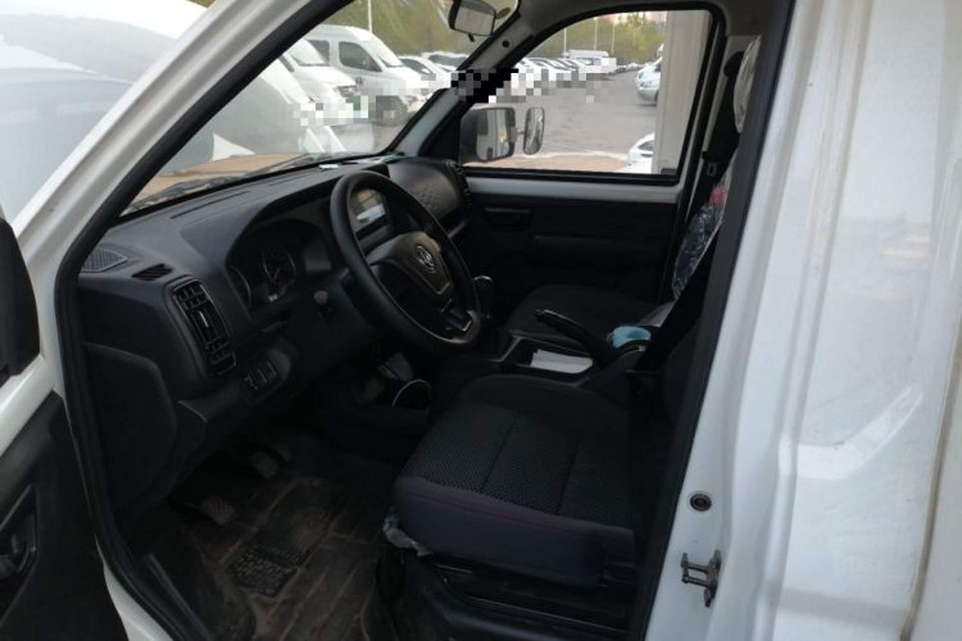 Used Dongfeng Xiaokang C31  Left Front Seat