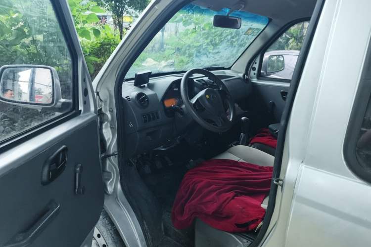 Used Dongfeng Xiaokang C32 2015 1.5L Standard Version DK15-07 Driver Seat