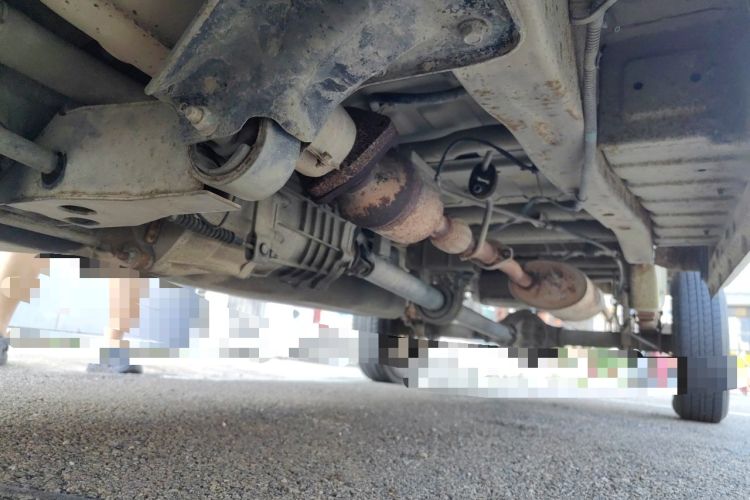 Used Dongfeng Xiaokang C32 2016 1.2L Base Version China V Emission Standard DK12 Chassis Front Left