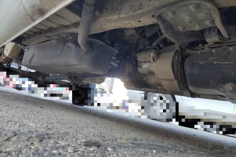Used Dongfeng Xiaokang C32 2016 1.2L Base Version China V Emission Standard DK12 Chassis Front Right