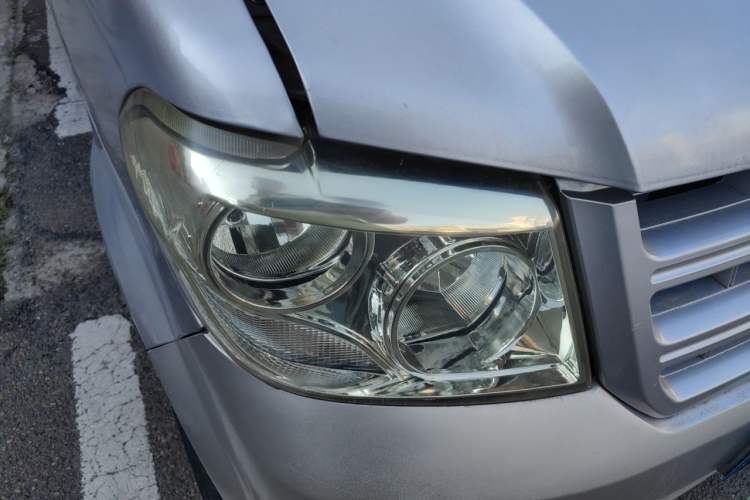 Used Dongfeng Xiaokang C32 2016 1.2L Base Version China V Emission Standard DK12 Right Front Headlight